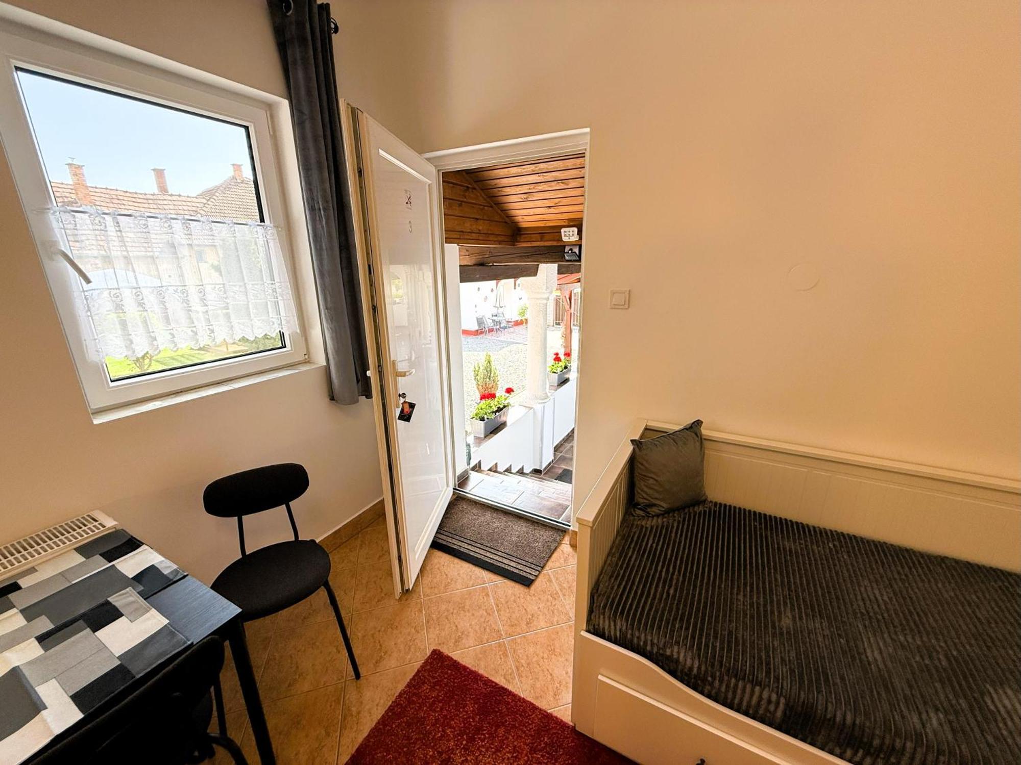 Ferienwohnung Harmony Vendeghaz Egerszalók Exterior foto